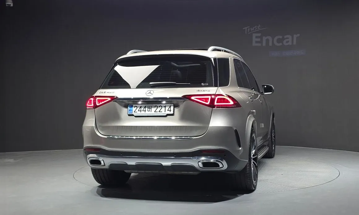 Mercedes-Benz GLE-Class — фото 4