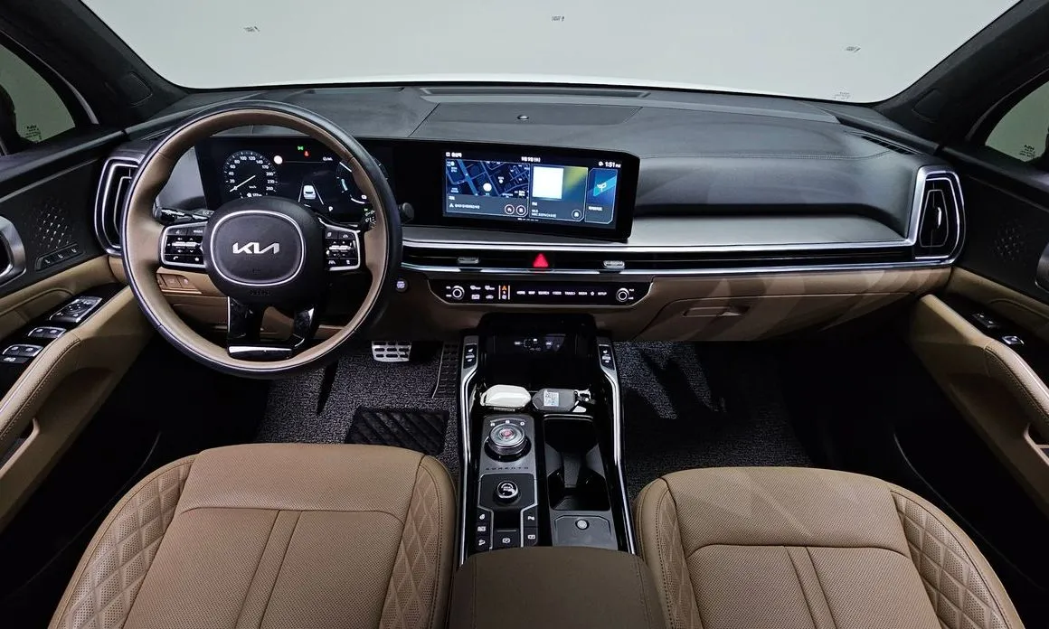Kia Sorento — фото 9