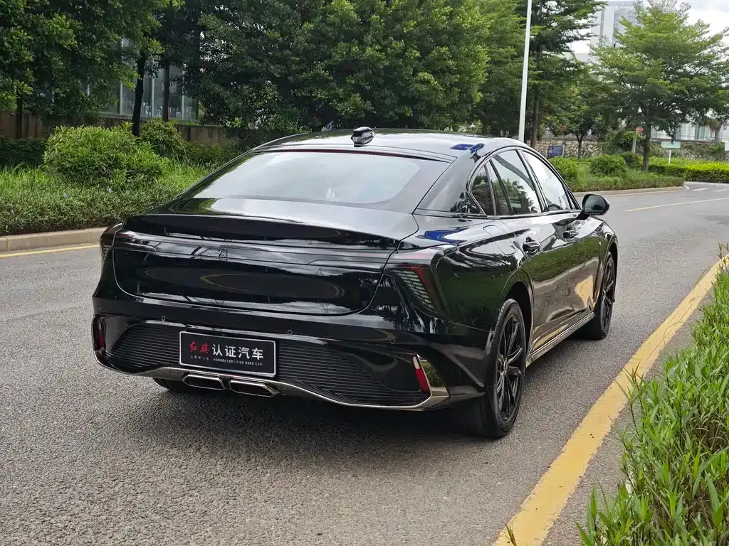 Hongqi H6 — фото 9
