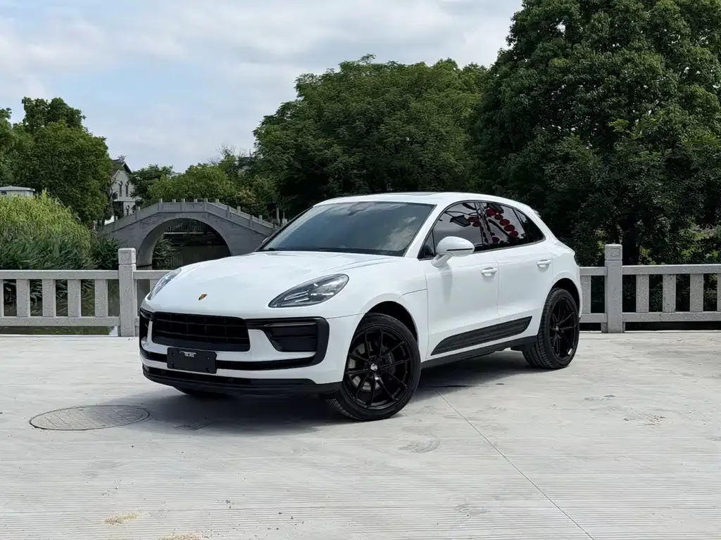 Porsche Macan — фото 1