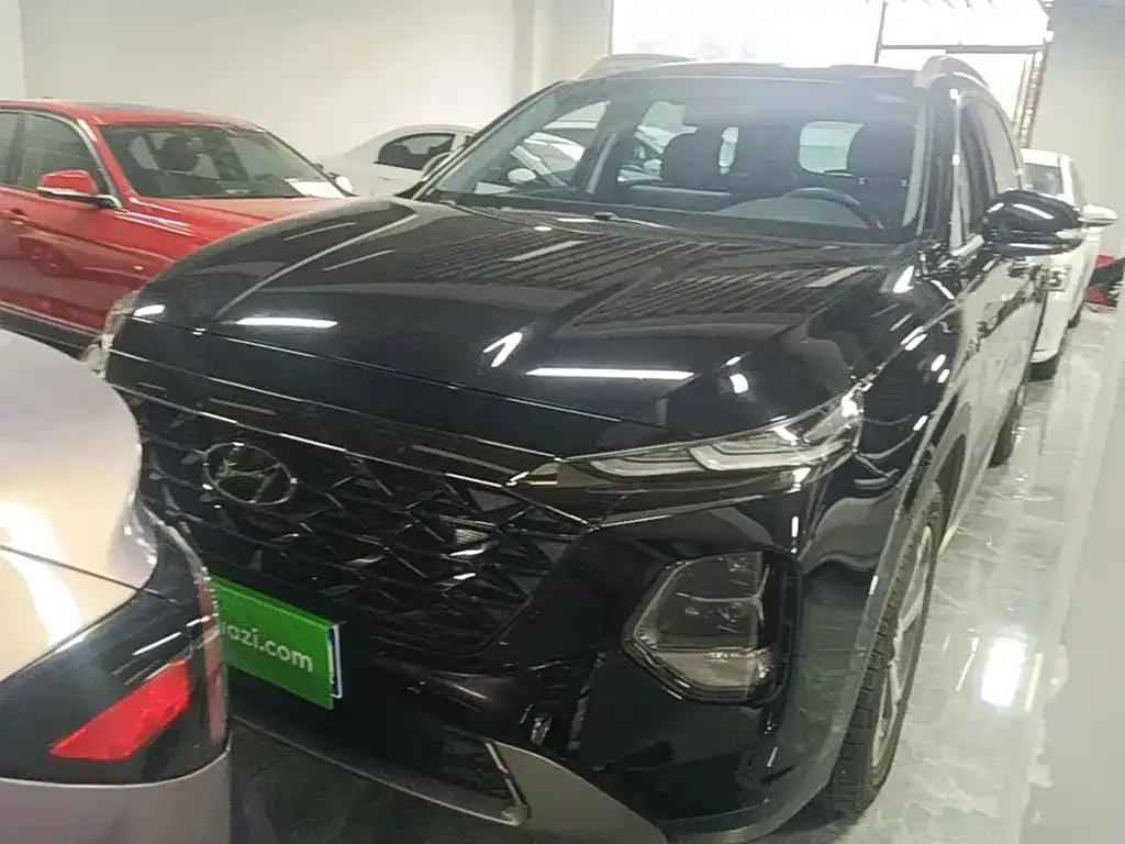 Hyundai Santa Fe — фото 1