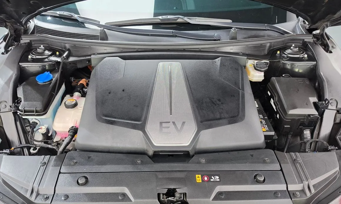 Kia EV6 — фото 9