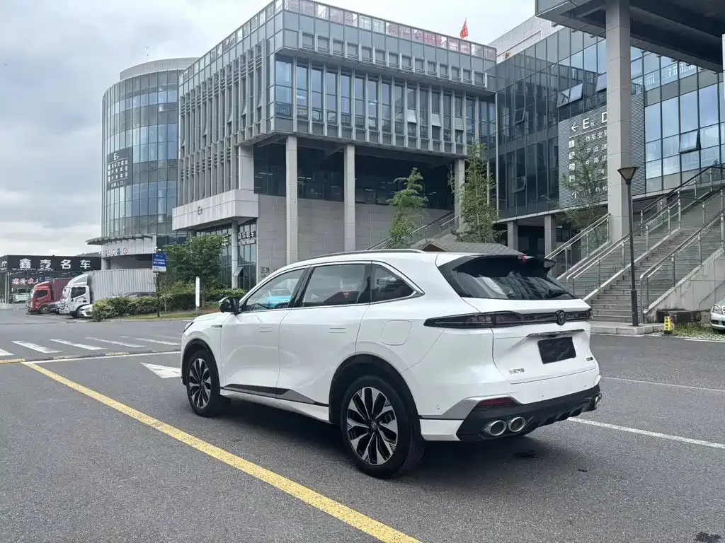 Changan CS75 PLUS — фото 9