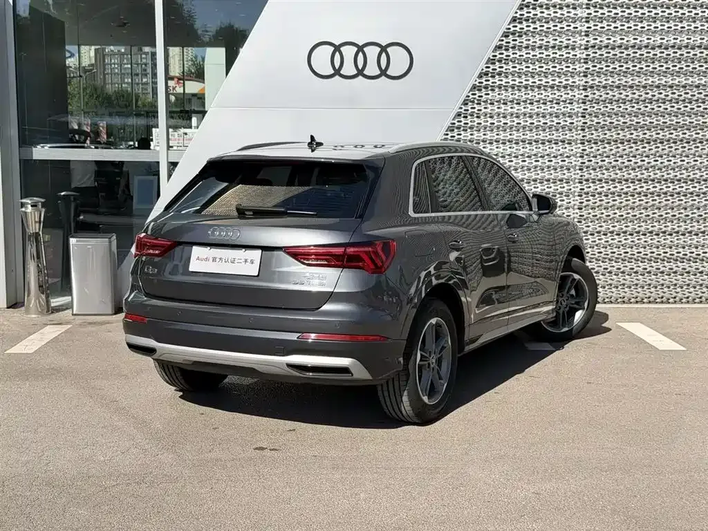 Audi Q3 — фото 9