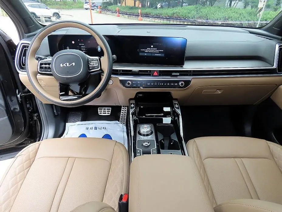 Kia Sorento — фото 5