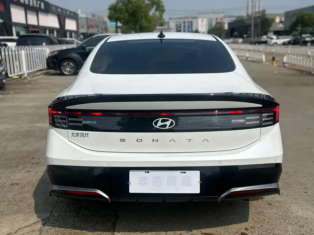 Hyundai Sonata — фото 3