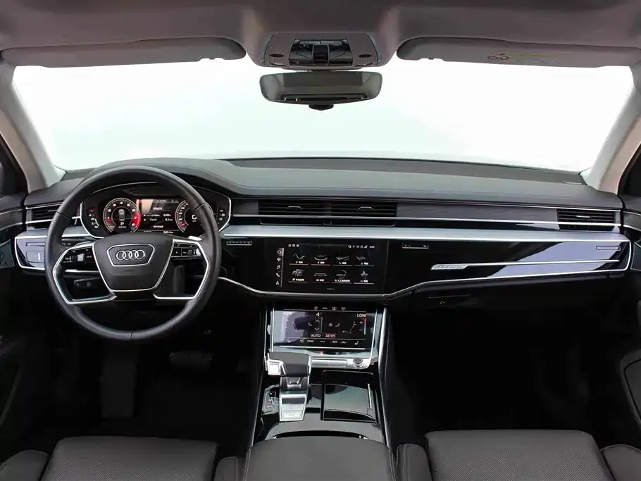Audi A8 — фото 10