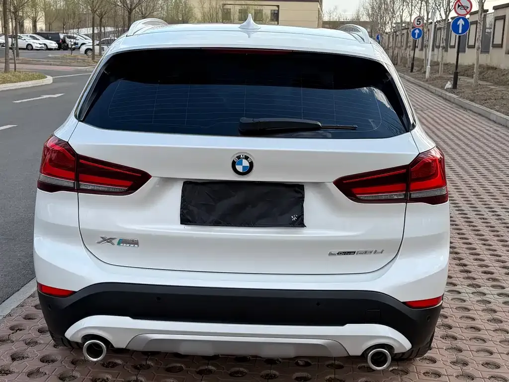 BMW X1 — фото 3