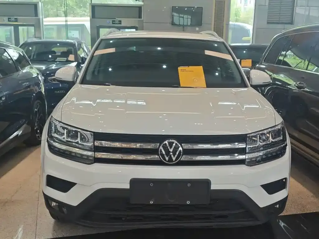Volkswagen Tharu — фото 6