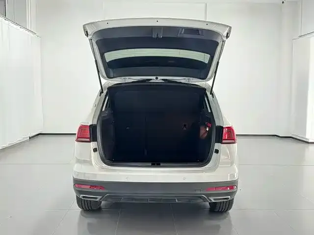 Volkswagen Tharu — фото 4