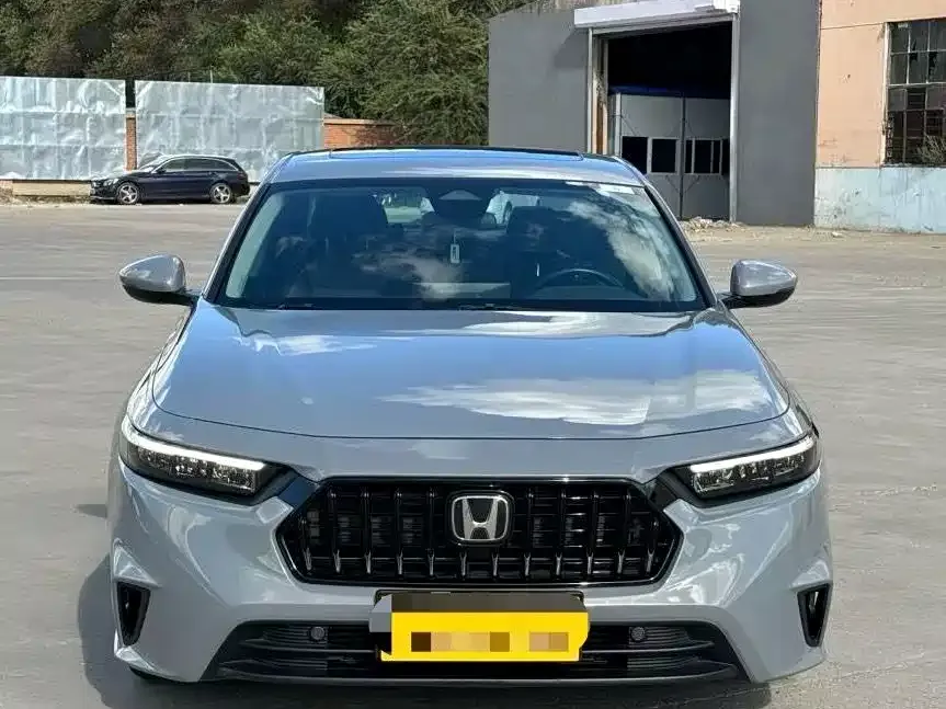 Honda Inspire — фото 3