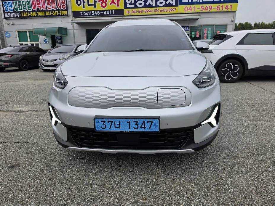 Kia Niro — фото 1