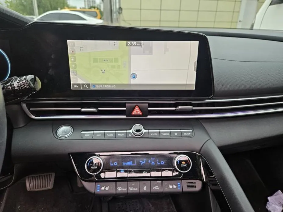 Hyundai AVANTE — фото 2
