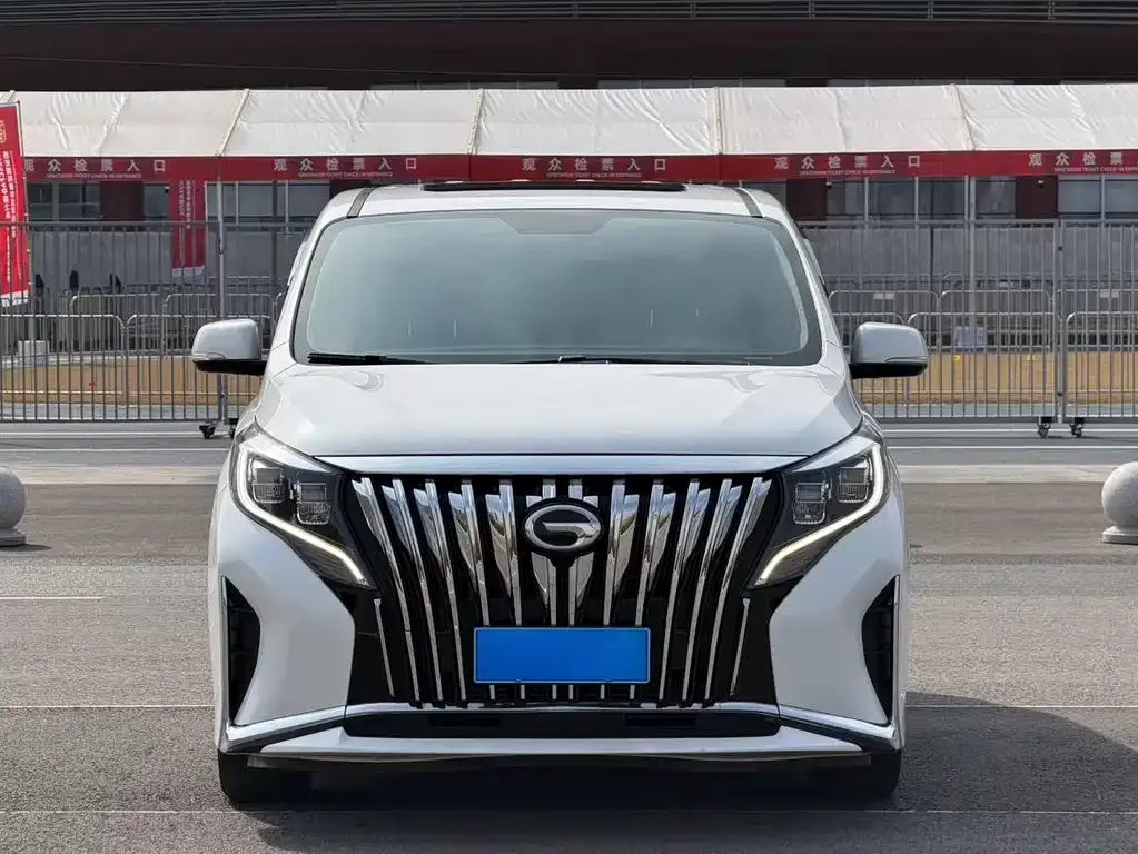 GAC Motor Trumpchi M8 — фото 4