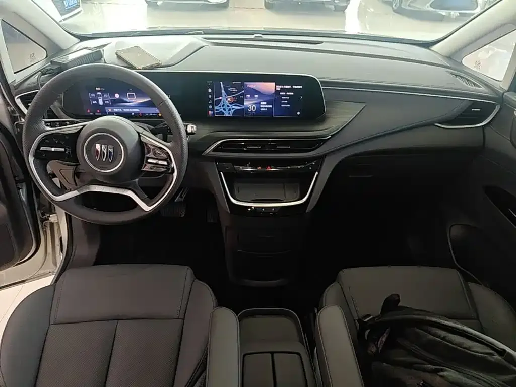 Buick GL8 Hybrid — фото 3