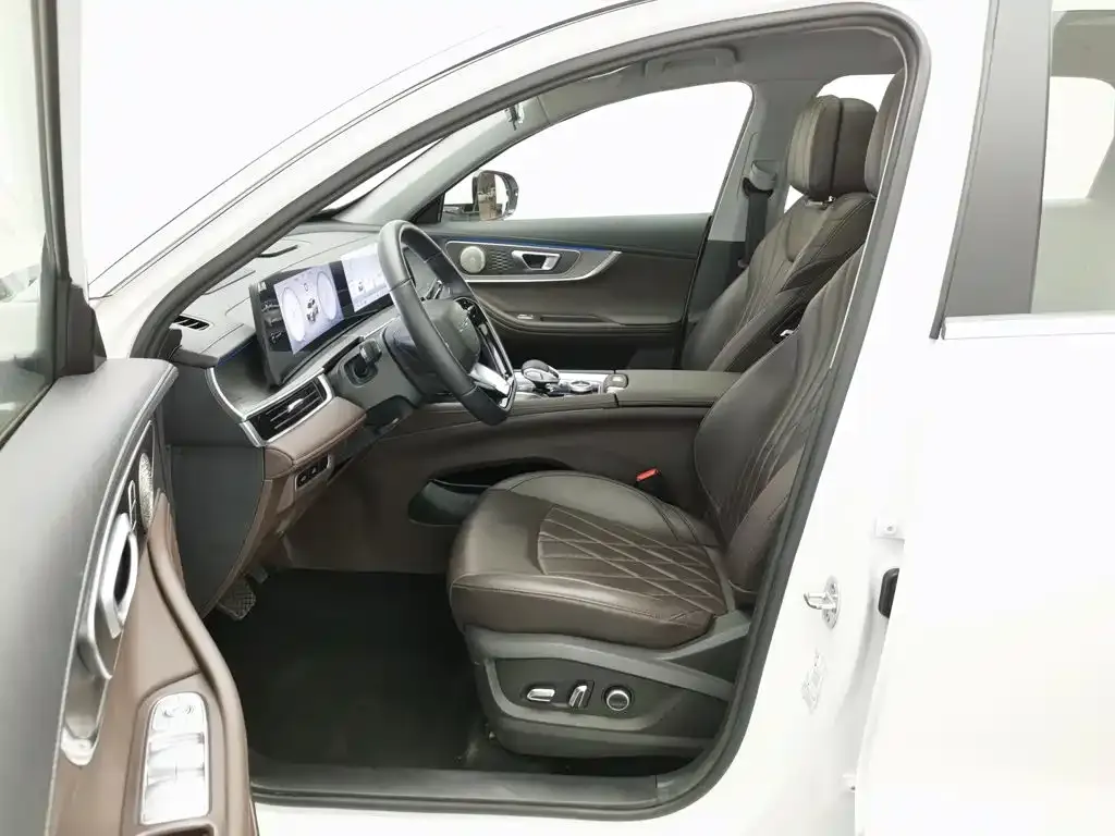 Chery Tiggo 8 PRO — фото 10