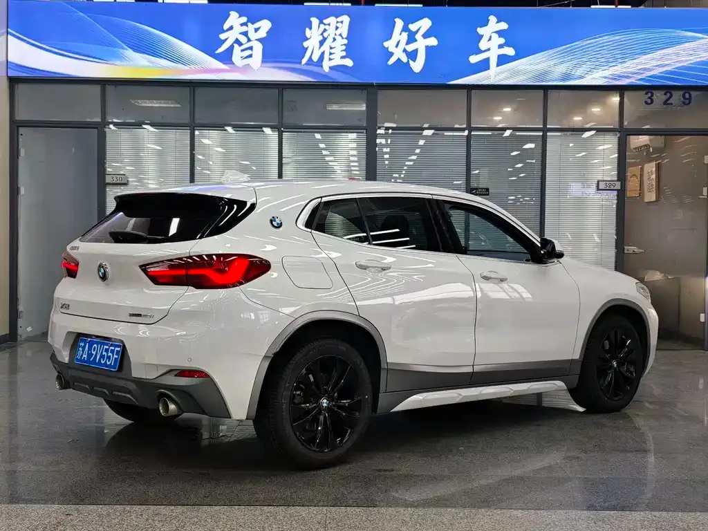 BMW X2 — фото 9