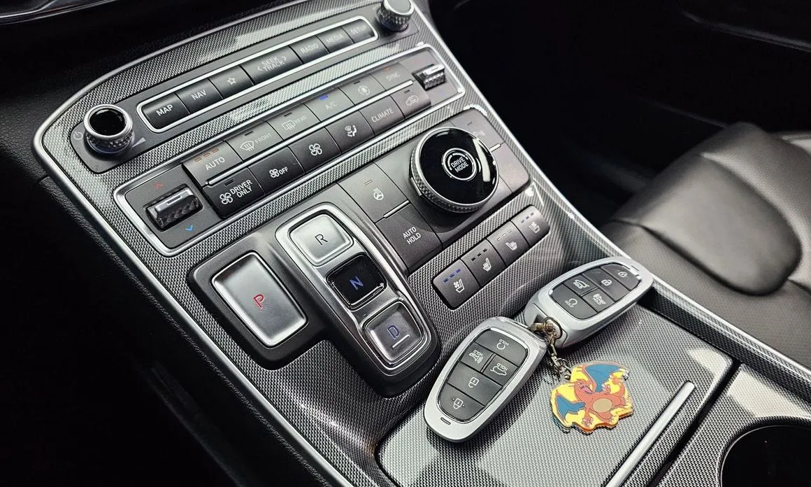 Hyundai Santafe — фото 8