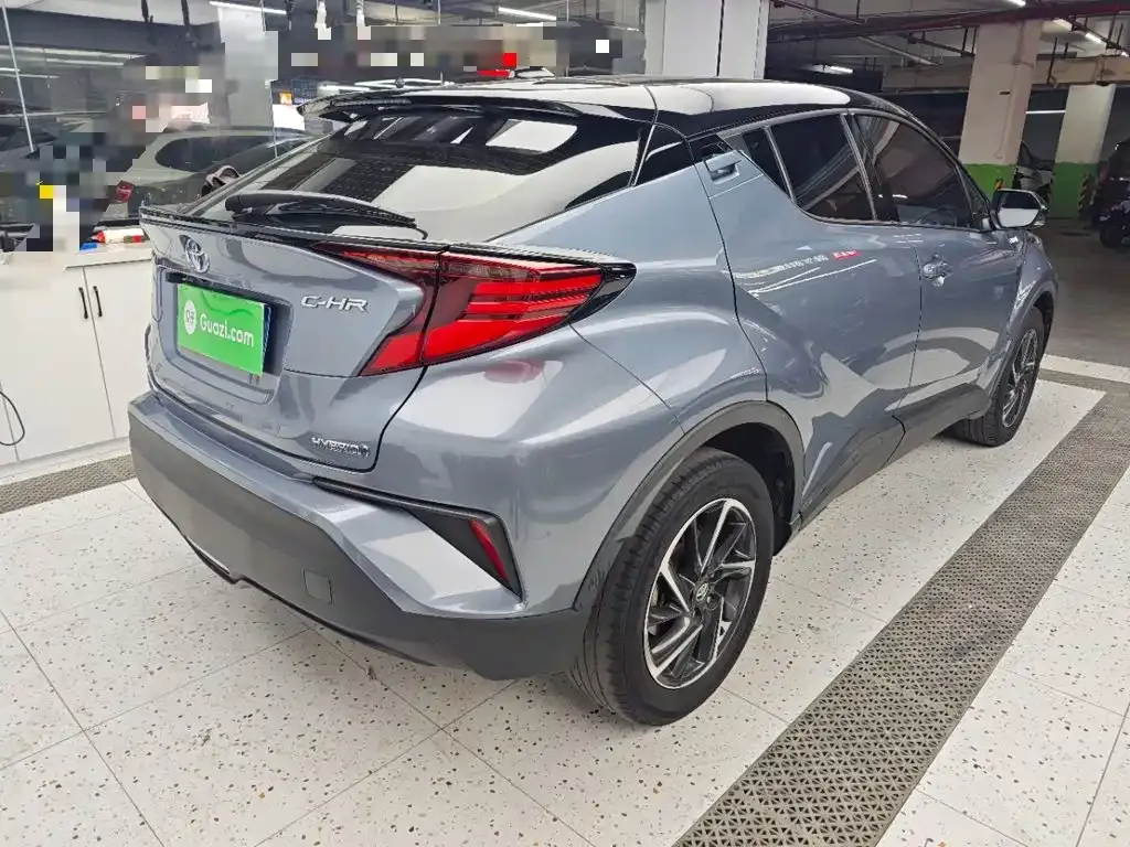 Toyota C-HR — фото 5