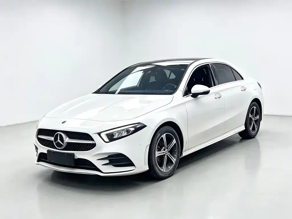 Mercedes-Benz A-Class — фото 1