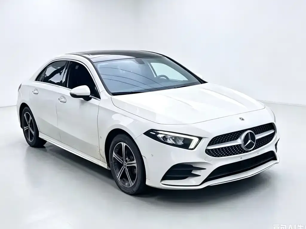 Mercedes-Benz A-Class — фото 6