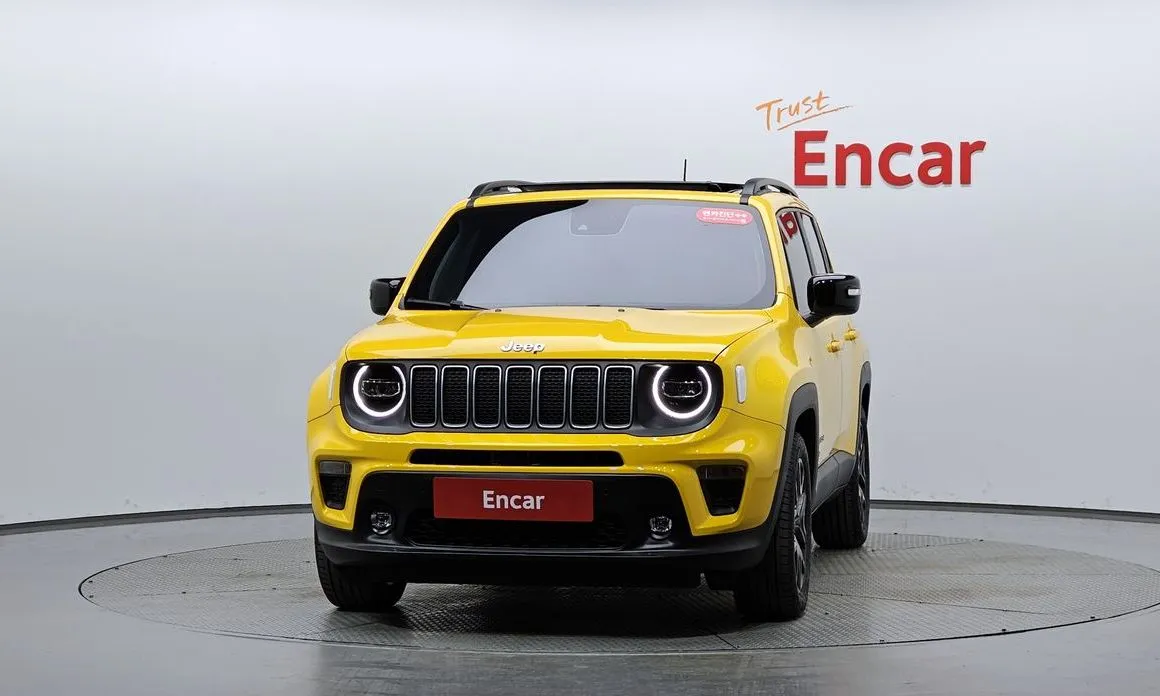 Jeep Renegade — фото 4