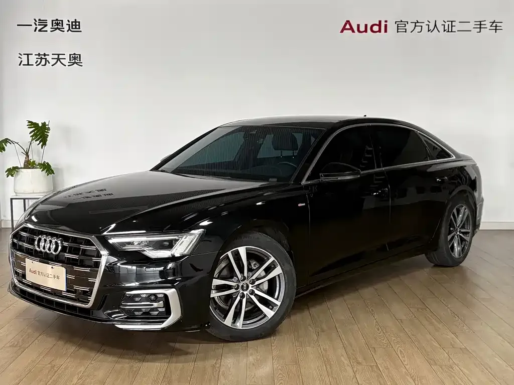 Audi A6L — фото 1