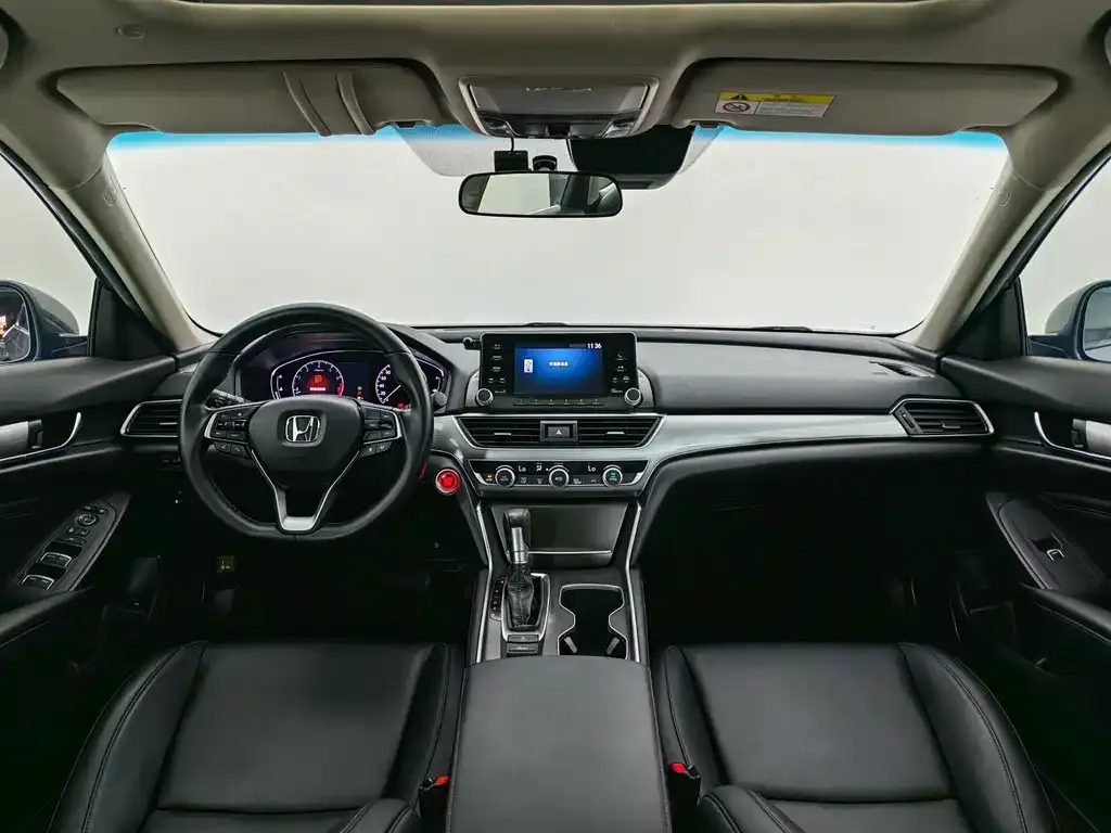 Honda Accord — фото 9