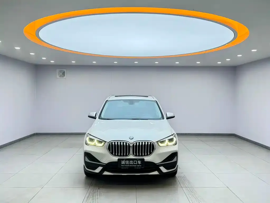 BMW X1 — фото 2