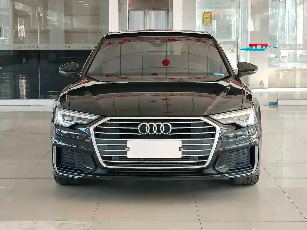 Audi A6L — фото 2