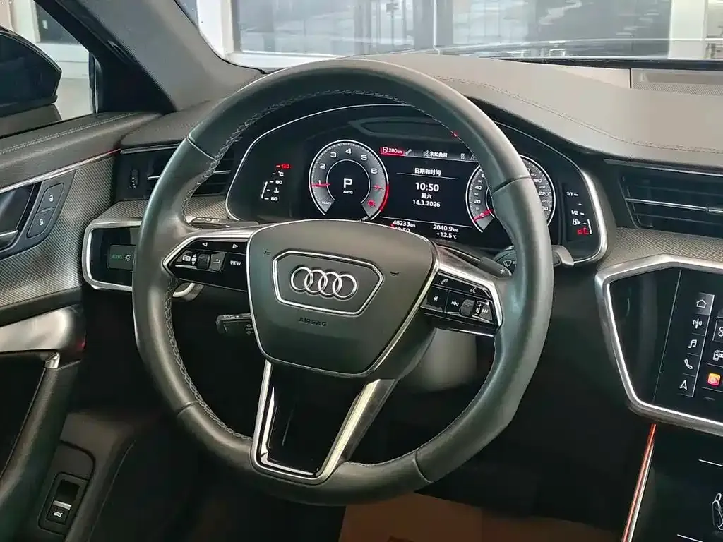 Audi A6L — фото 5