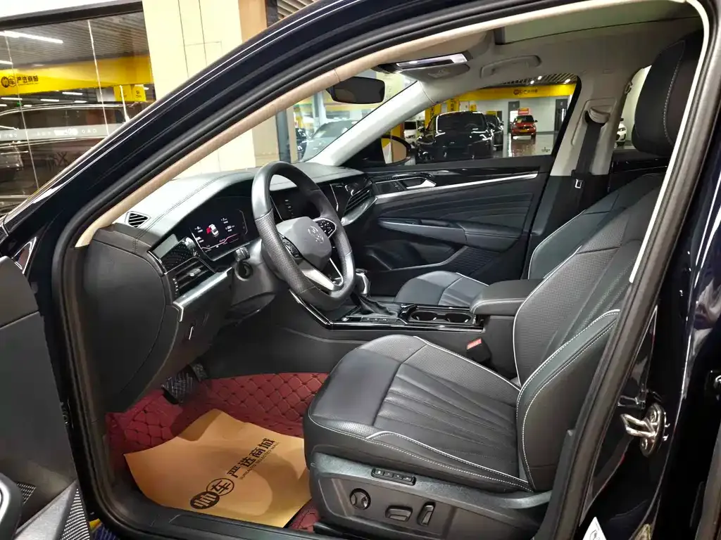 Volkswagen Passat — фото 6
