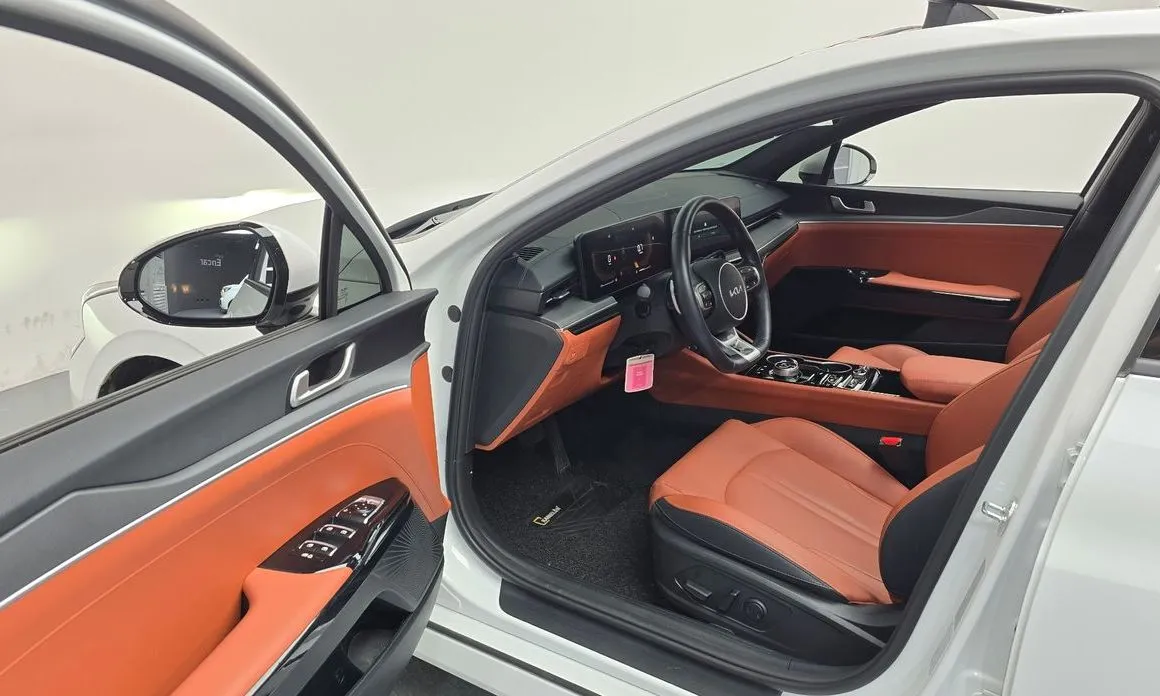 Kia K5 — фото 7