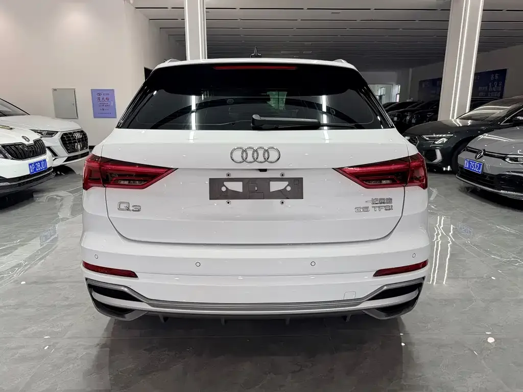 Audi Q3 — фото 4