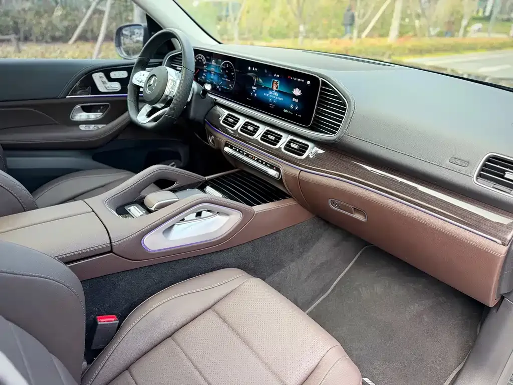 Mercedes-Benz GLS — фото 2