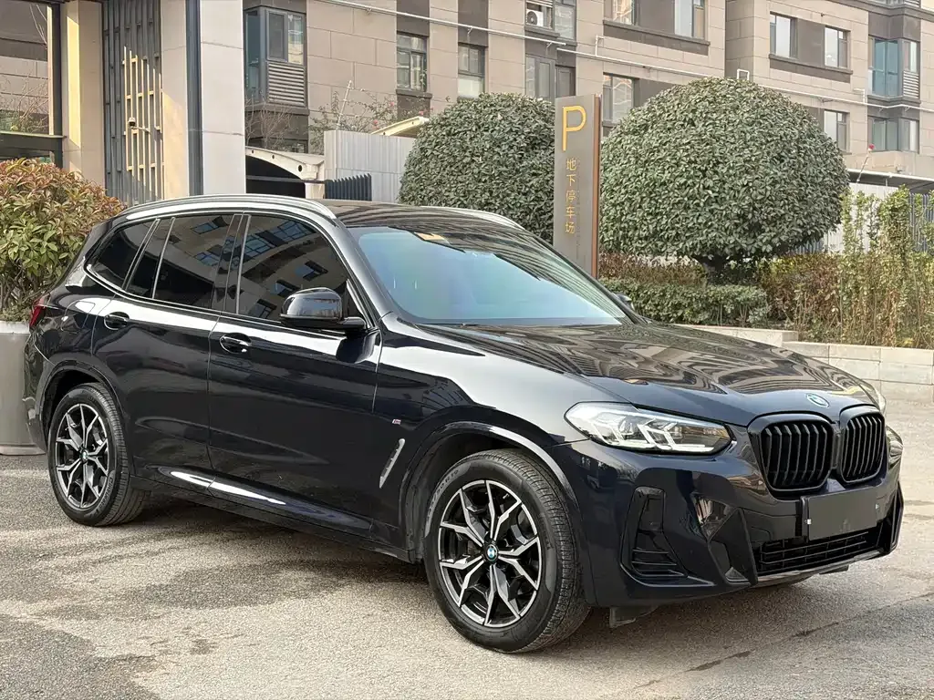 BMW X3 — фото 8