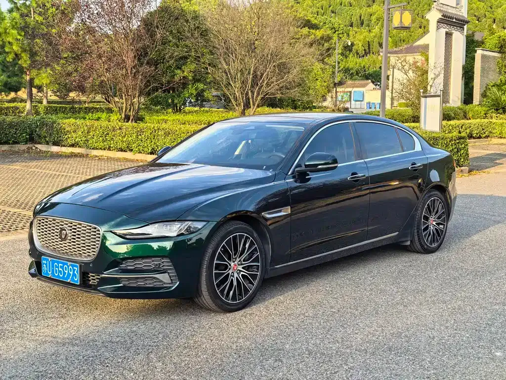 Jaguar XEL — фото 10