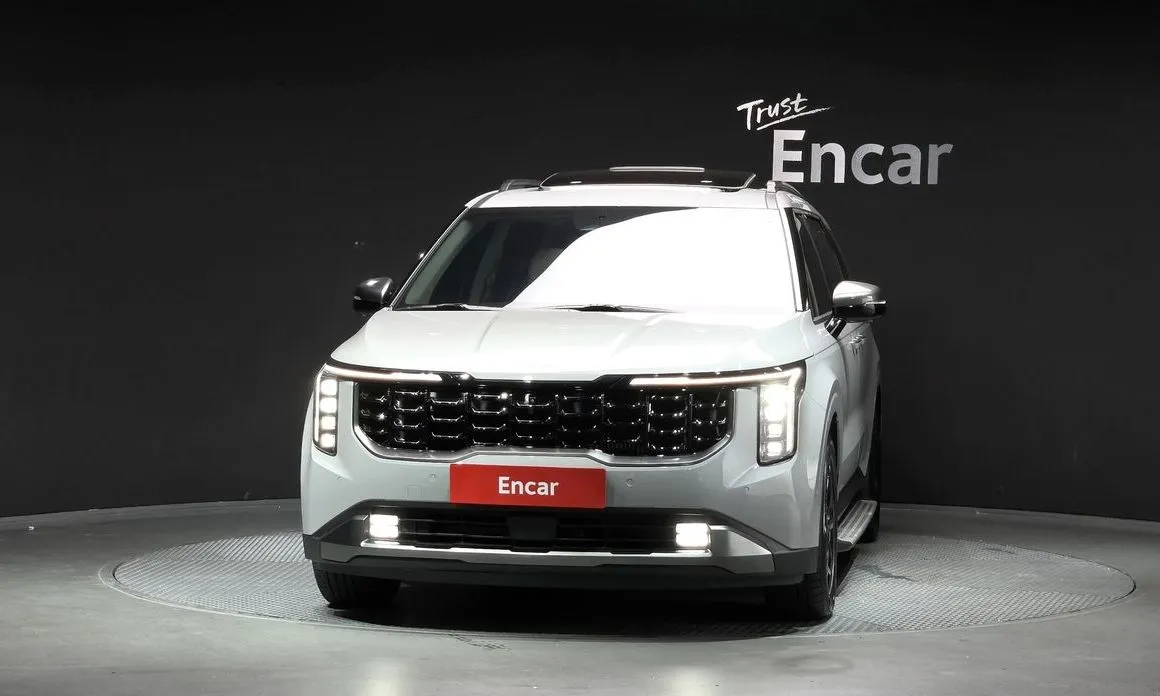 Kia Carnival — фото 5