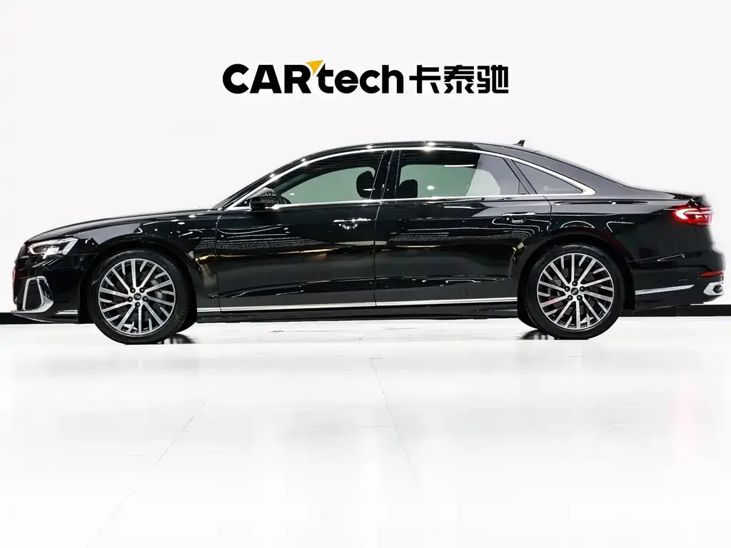 Audi A8 — фото 8