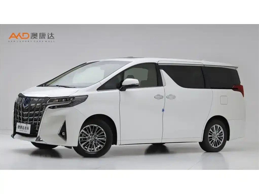 Toyota Alphard — фото 1