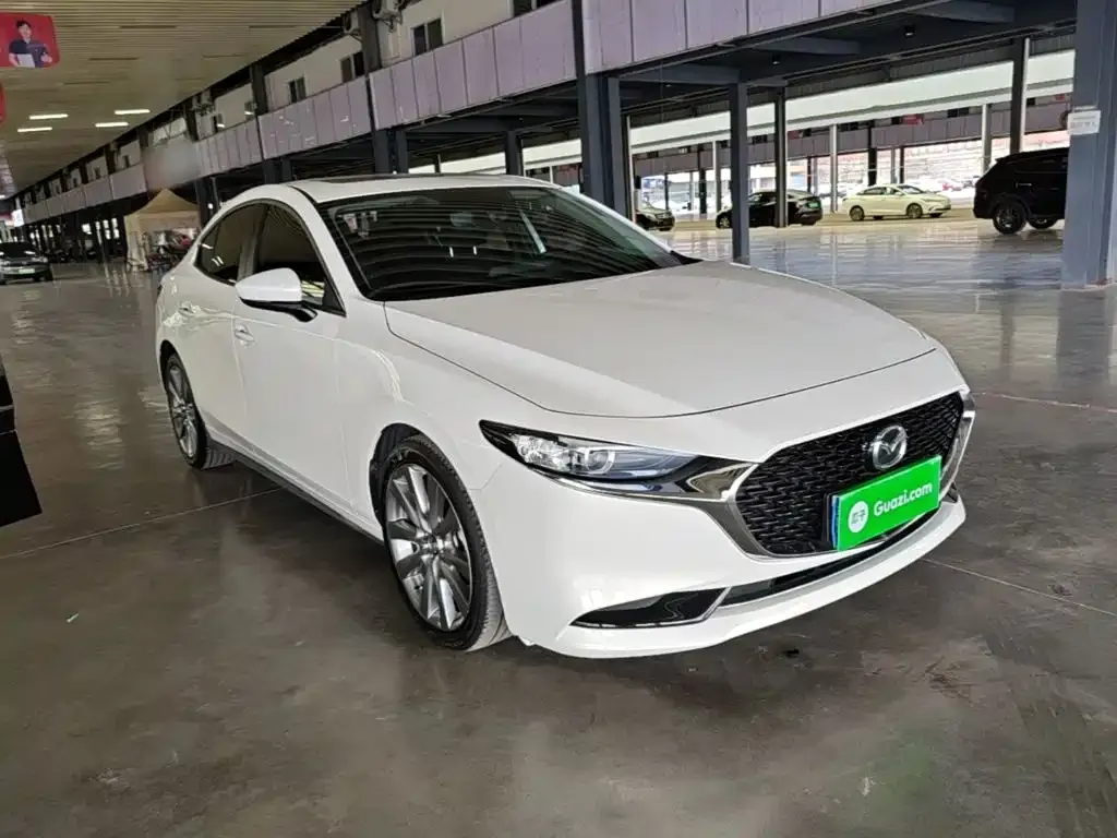 Mazda 3 Axela — фото 4