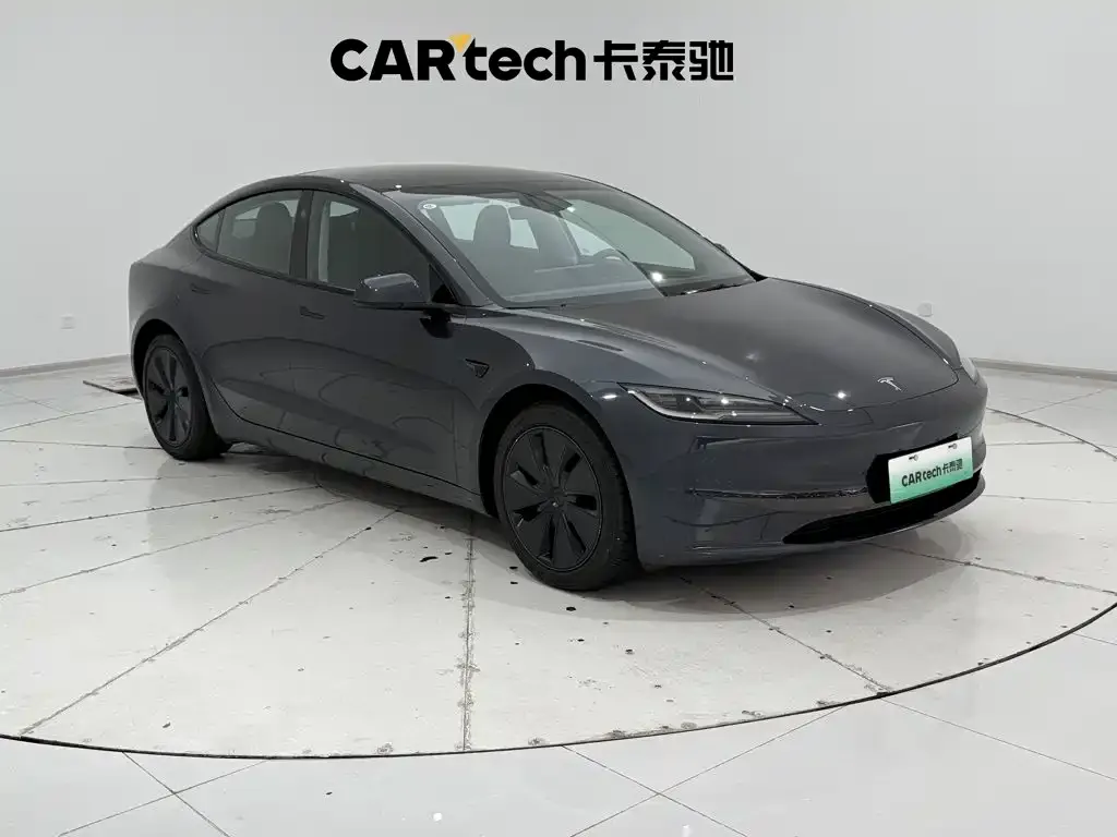 Tesla Model 3 — фото 10