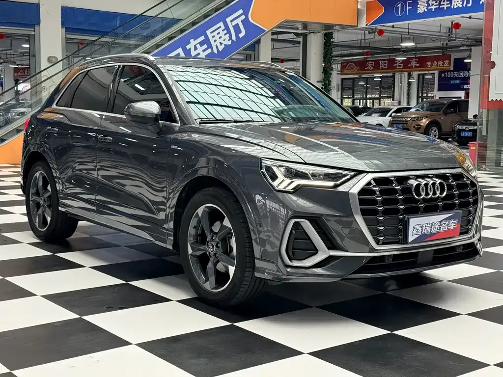 Audi Q3 — фото 2