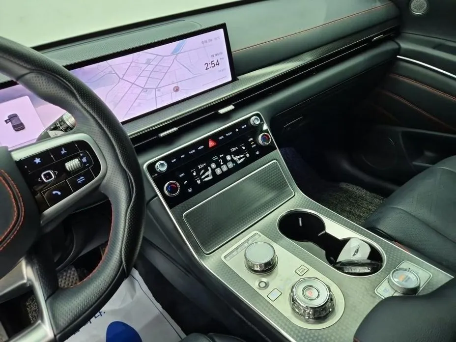Genesis GV80 — фото 10