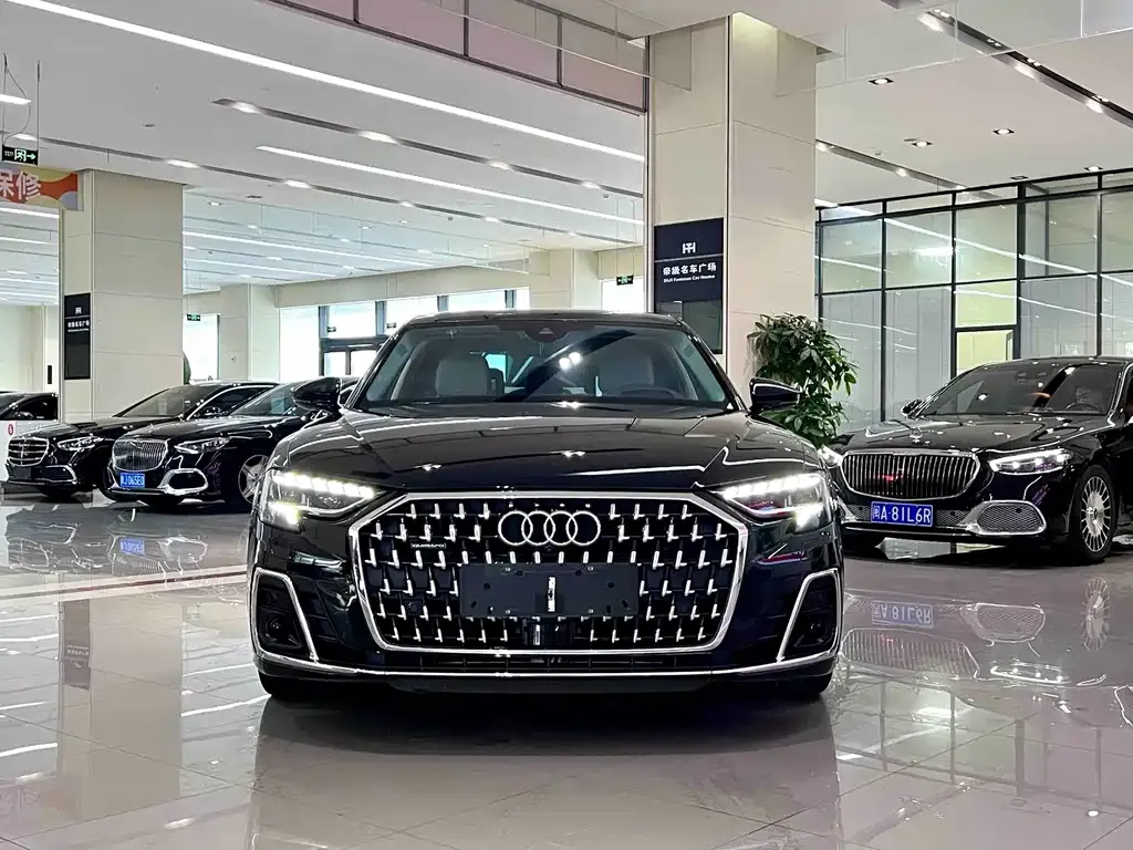 Audi A8 — фото 9
