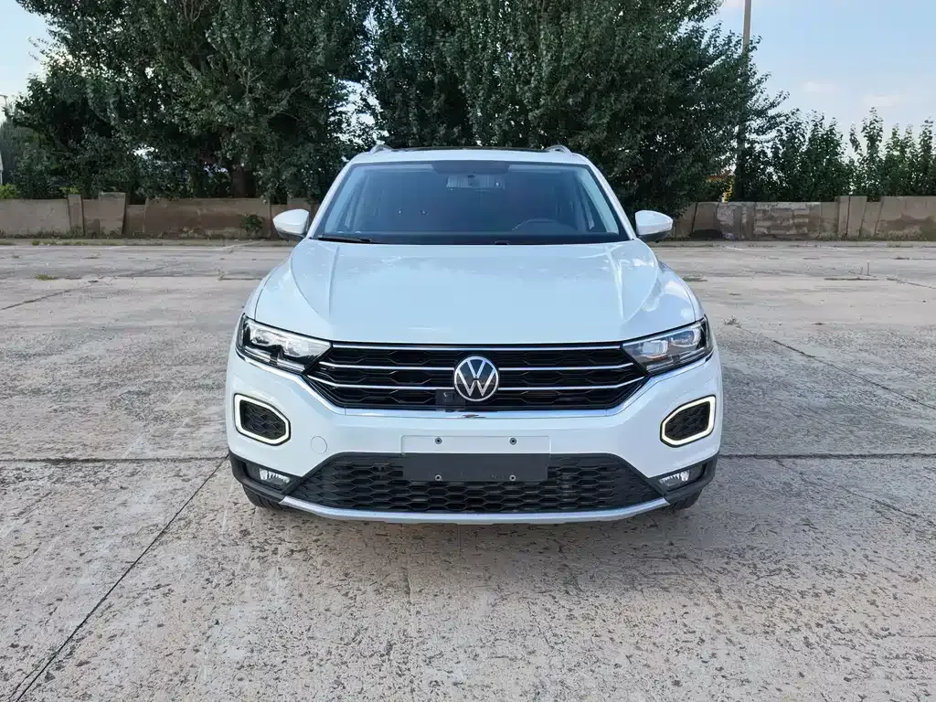 Volkswagen T-Roc — фото 8