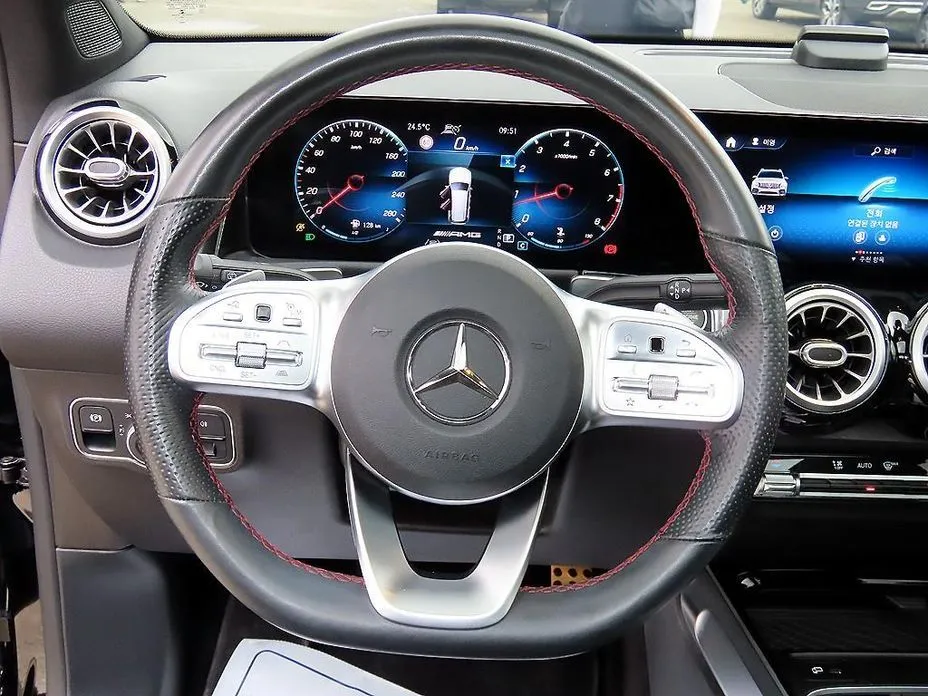 Mercedes-Benz GLB-Class — фото 4