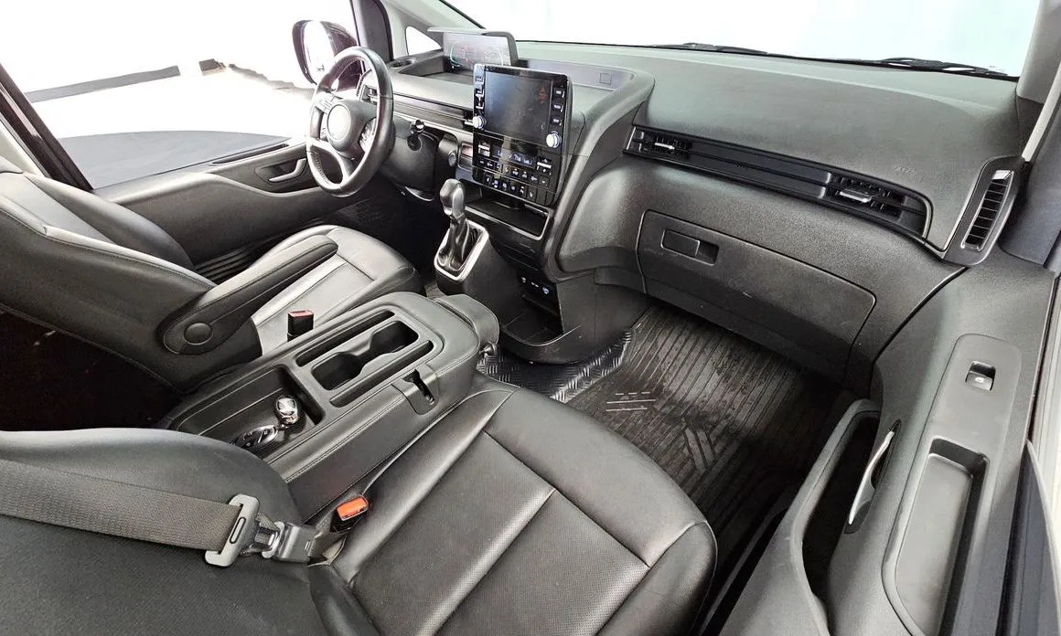 Hyundai Staria — фото 4