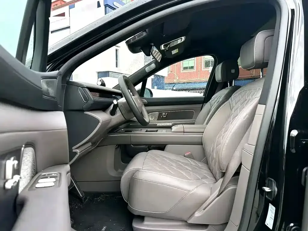 NIO ES8 — фото 8