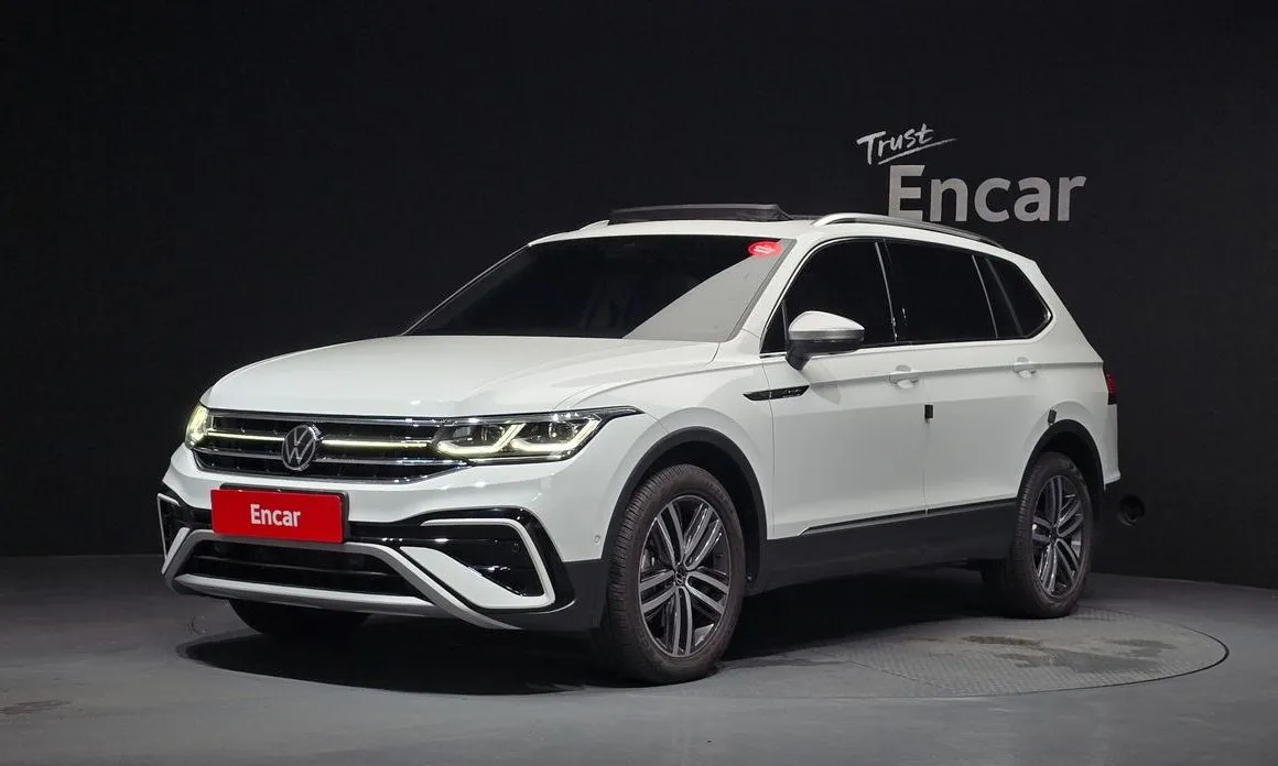 Volkswagen Tiguan — фото 1